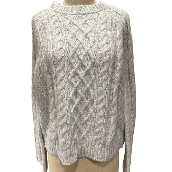 Arula Gray Cable Knit Sweater – Women’s Size Small (Fits Like Medium) – Chunky - Picture 1 of 7